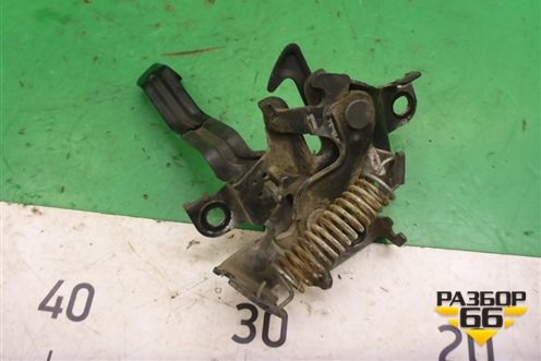 Замок капота для Toyota Corolla (E15) с 2006-2013г (Королла 150)