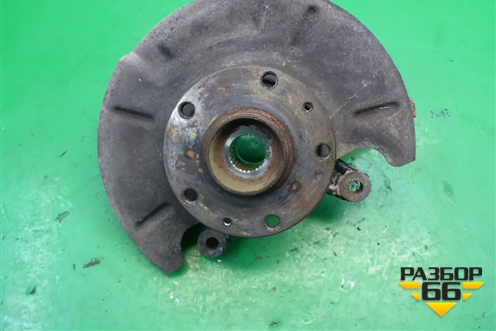 Кулак поворотный передний правый для Suzuki SX4 с 2006-2013г (СХ4)