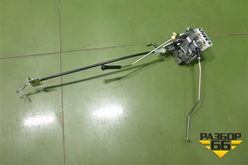 Замок двери левой  (WG1642340012) для Howo HW76