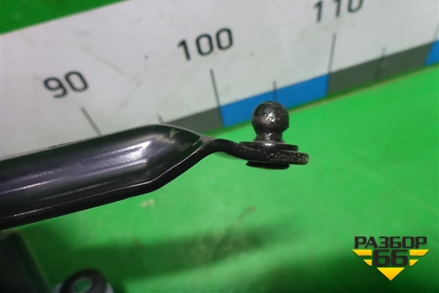 Механизм подъёма двери багажника (42711010811) для Toyota Land Cruiser (200) с 2008г (Ленд Крузер)