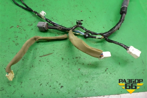 Проводка двери передней правой (81821AJ470) для Subaru Legacy Outback (B14) с 2009-2014г