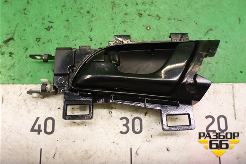 Ручка внутренняя двери задней левой для Honda Accord(CU-CW) с 2008-2013г (Аккорд)