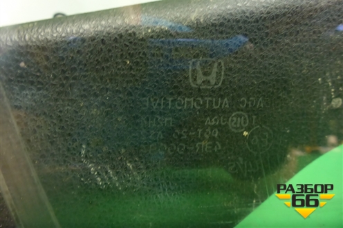 Стекло двери передней правой для Honda Accord(CU-CW) с 2008-2013г (Аккорд)
