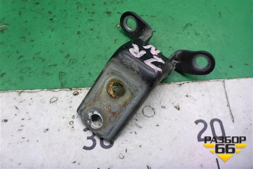 Петля двери задней правой нижняя для Geely Emgrand (EC7) с 2009-2016г
