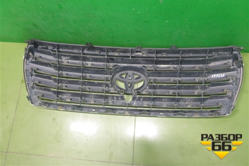 Решетка радиатора (после 2012г до 2015г под камеру) (5311460110) для Toyota Land Cruiser (200) с 2008г (Ленд Крузер)