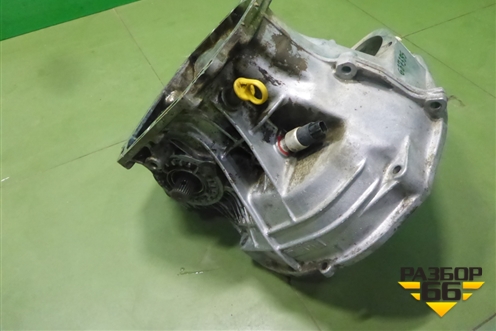Корпус КПП (АКПП передняя часть) (TZ102ZDCAA) для Subaru Forester (SF5-9) с 1997-2002г