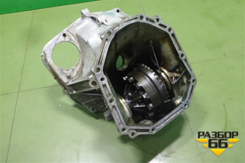 Корпус КПП (АКПП передняя часть) (TZ102ZDCAA) для Subaru Forester (SF5-9) с 1997-2002г