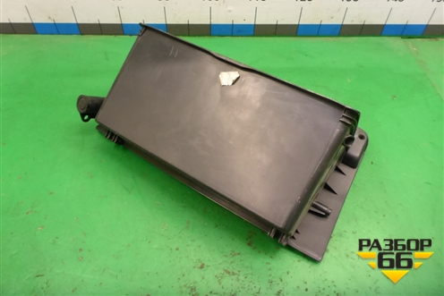 Бардачок (5555102060) для Toyota Corolla (E12) с 2001-2007г (Королла 120)