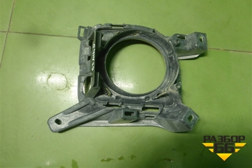 Накладка ПТФ левая (после 2012г до 2015г) (5204060070) для Toyota Land Cruiser (200) с 2008г (Ленд Крузер)