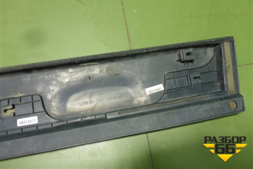 Накладка двери передней левой (75332SWTW010M1) для Honda CR-V(RE) с 2006-2012г (ЦРВ СРВ)