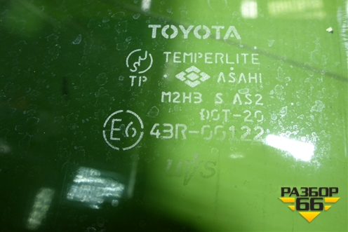 Стекло двери задней левой для Toyota Yaris с 1999-2005г (Ярис)
