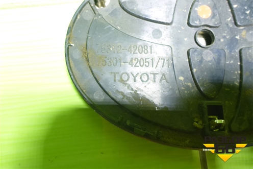 Эмблема передняя (7531242081) для Toyota Rav-4 с 2012-2019г (Рав 4)