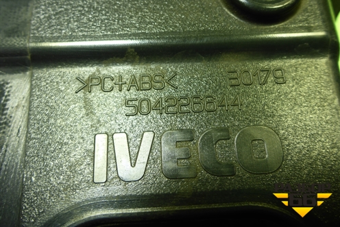 Ящик передней консоли  (504226644) для Iveco Stralis с 2007г (Стралис)
