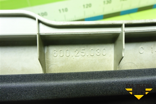 Накладка внутренняя  (на люк) (60025030) для Iveco Stralis с 2007г (Стралис)