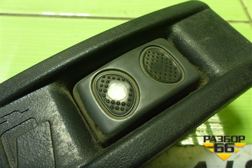 Кнопка (открывания бардачка) (504191938) для Iveco Stralis с 2007г (Стралис)