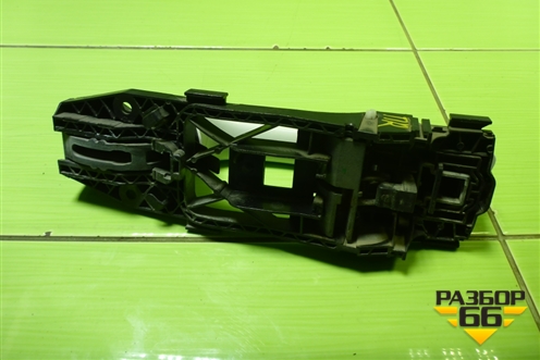 Ручка наружная двери передней правой (5N0839885H) для Skoda Octavia (A7) с 2013г (Октавия)