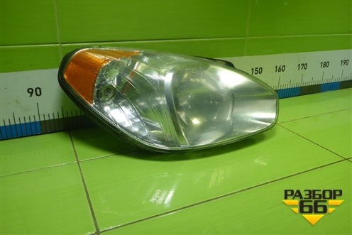 Фара правая (921021E000) для Hyundai Verna с 2005-2010г (Верна)