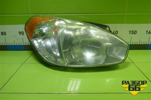 Фара правая (921021E000) для Hyundai Verna с 2005-2010г (Верна)