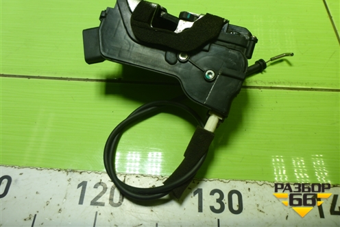 Замок двери левой  (AZ166434000017) для Sitrak C7H (С7Н)