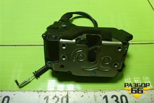 Замок двери левой  (AZ166434000017) для Sitrak C7H (С7Н)