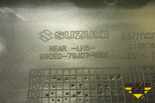 Накладка двери задней левой (Новая) (990E079J07000) для Suzuki SX4 с 2006-2013г (СХ4)