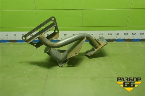 Кронштейн подножки  (Правый) (712W416150061) для Sitrak C7H (С7Н)