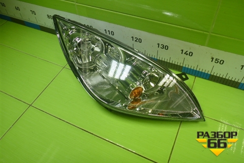 Фара правая (новая дубликат) (MR957354) для Mitsubishi Colt с 2004г