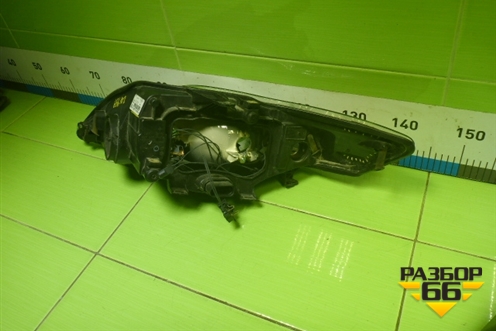 Фара правая (7S7113W029AH) для Ford Mondeo 4 с 2006-2014г (Мондео)