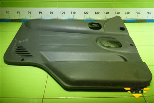 Обшивка двери левой под электрику (811217A000) для Hyundai HD-170 с 2004г