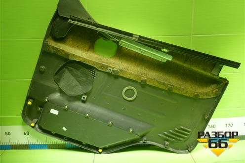 Обшивка двери левой под электрику (811217A000) для Hyundai HD-170 с 2004г