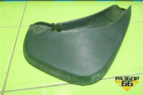 Брызговик задний правый (9163098) для Opel Astra H с 2004-2015г