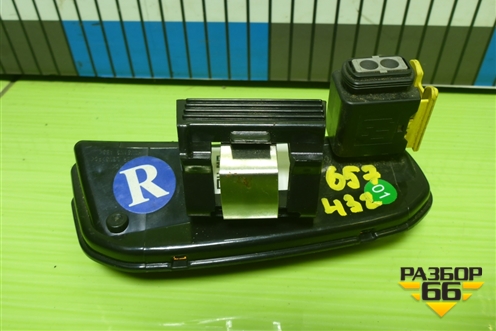 Повторитель на крыло правый  (новый дубликат) (2334728) для Scania 6 R Series с 2016г