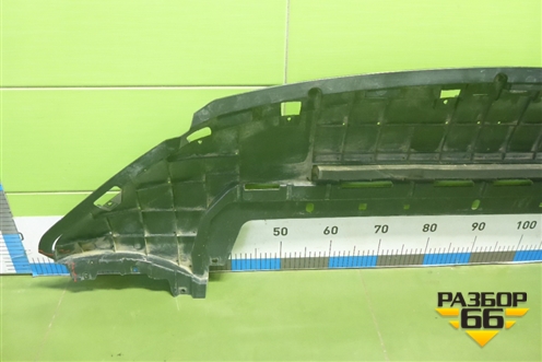 Пыльник переднего бампера центральный (8889168067) для Geely Monjaro с 2021г (Монджаро)