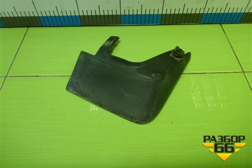 Брызговик задний правый (868423D000) для Hyundai Sonata-5 с 2001г (Соната)