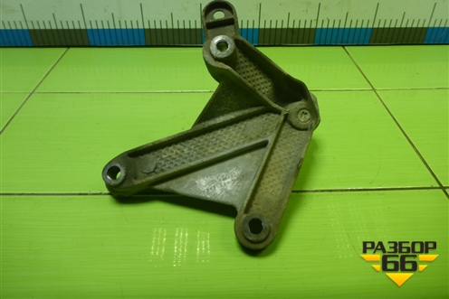 Кронштейн КПП (МКПП) (8200043084) для Renault Logan с 2004-2015г