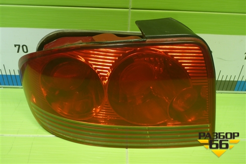 Фонарь задний левый (924013D010) для Hyundai Sonata-5 с 2001г (Соната)