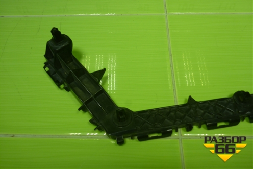 Кронштейн заднего бампера правый (5215560080) для Toyota Land Cruiser Prado(150) с 2009г