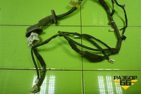 Проводка двери передней правой (916003D570) для Hyundai Sonata-5 с 2001г (Соната)