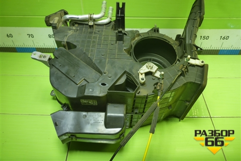 Корпус отопителя (MR568918) для Mitsubishi Colt с 2004г (Кольт)