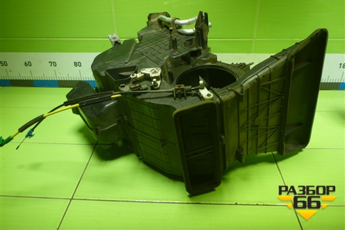 Корпус отопителя (MR568918) для Mitsubishi Colt с 2004г (Кольт)