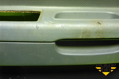 Обшивка двери передней правой под электрику для Mitsubishi Colt с 2004г (Кольт)