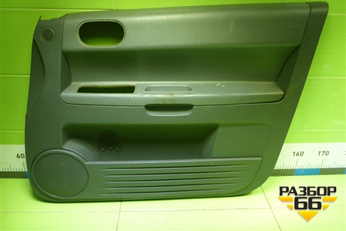 Обшивка двери передней правой под электрику для Mitsubishi Colt с 2004г (Кольт)