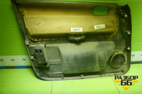 Обшивка двери передней правой под электрику для Mitsubishi Colt с 2004г (Кольт)