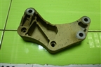 Кронштейн КПП левый (13185906) для Opel Corsa D с 2006-2014г (Корса Д)