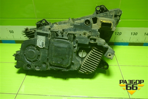 Фара левая (галоген не линзованная с блоками) (22239221) для Volvo TRUCK FH с 2013-2019г (ФШ)