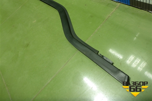 Накладка стекла переднего правого для Hyundai Porter с 1996-2011г (Портер)