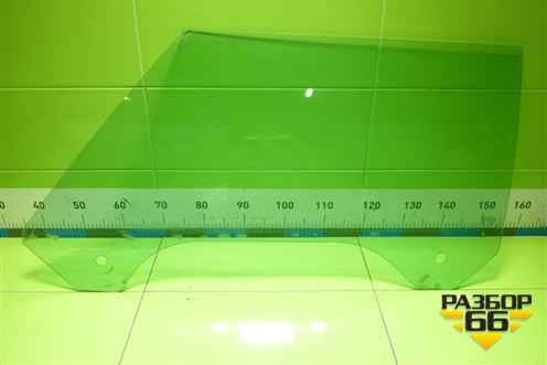 Стекло двери передней левой для Mini Cooper R50/52/53 (Купер)