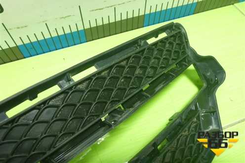 Накладка ПТФ правая (A2048853022) для Mercedes Benz GLK-Klass X204 с 2008г (ГЛК)