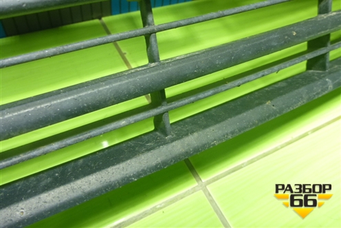 Решетка в передний бампер центральная (после 2014г) (5311233160) для Toyota Camry V50 с 2011-2018г (Камри)