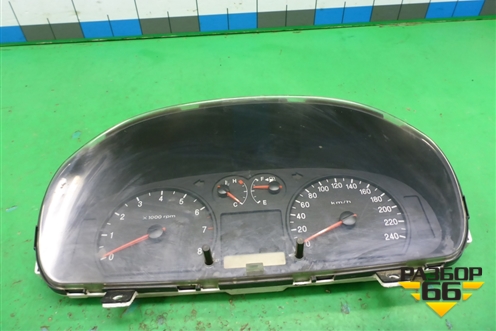 Щиток приборов МКПП (940033D845) для Hyundai Sonata-5 с 2001г (Соната)